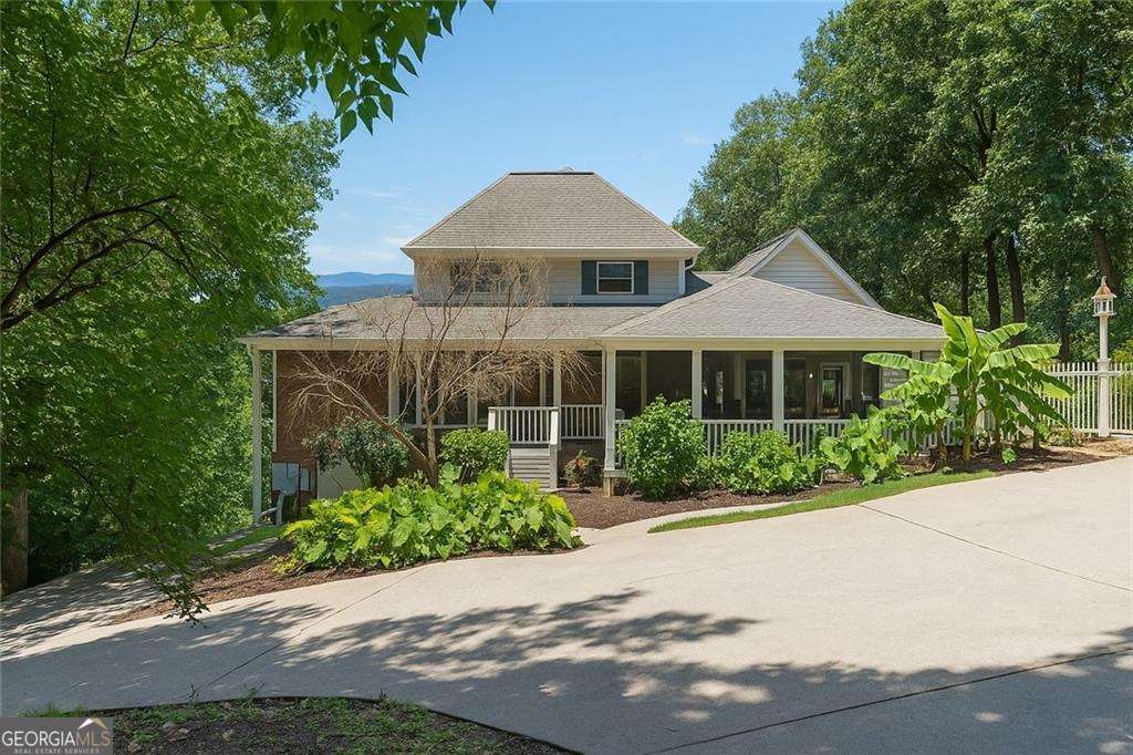 3978 Devonshire DR
