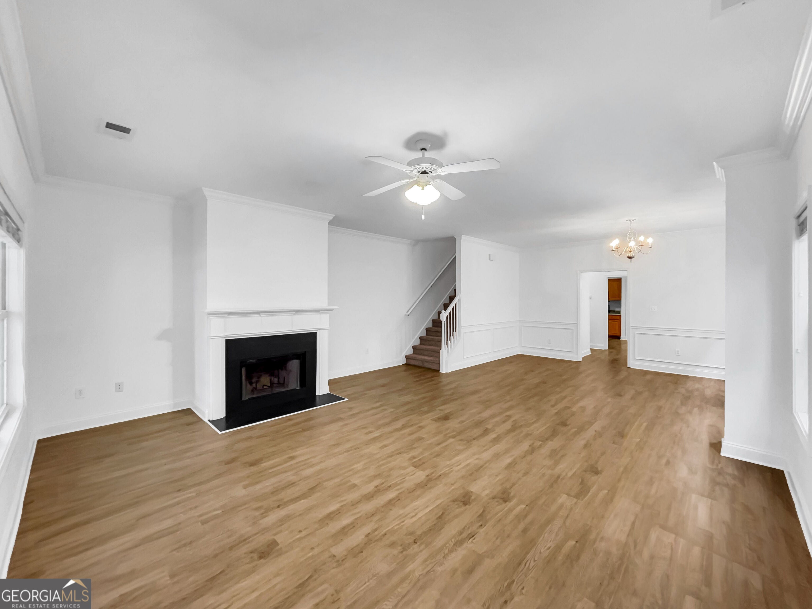 242 Wiltshire DR