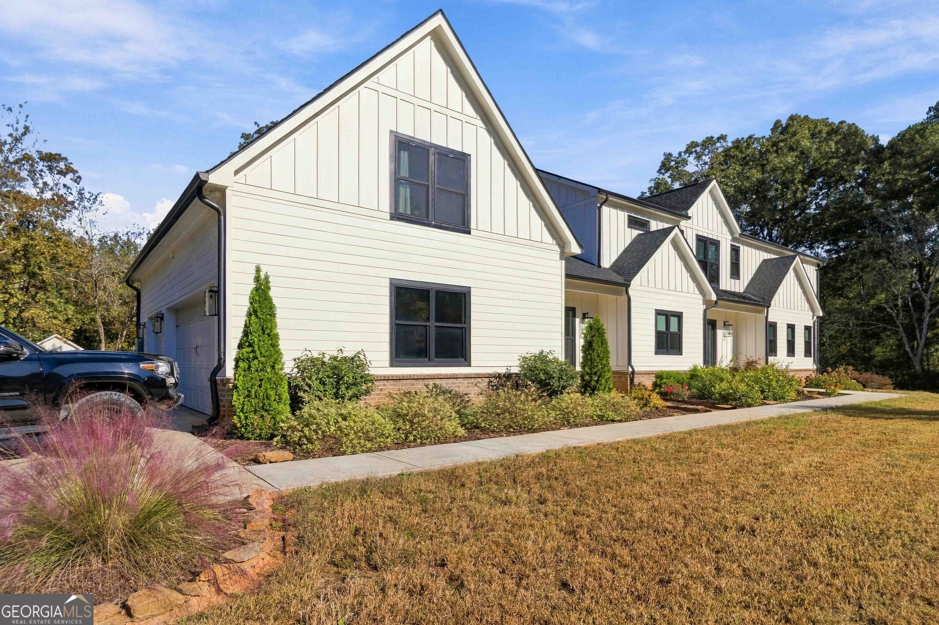683 Mulberry RD