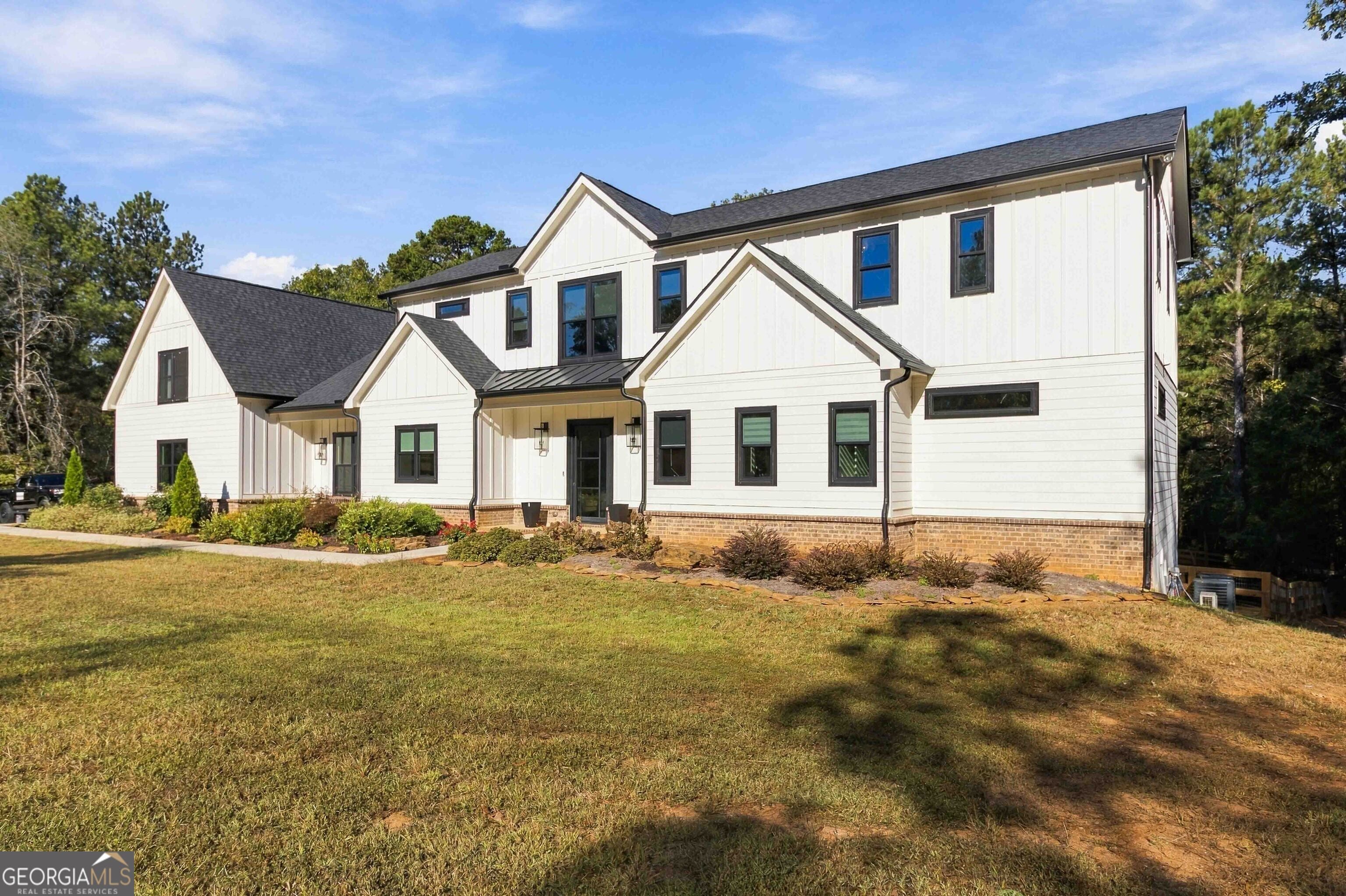 683 Mulberry RD
