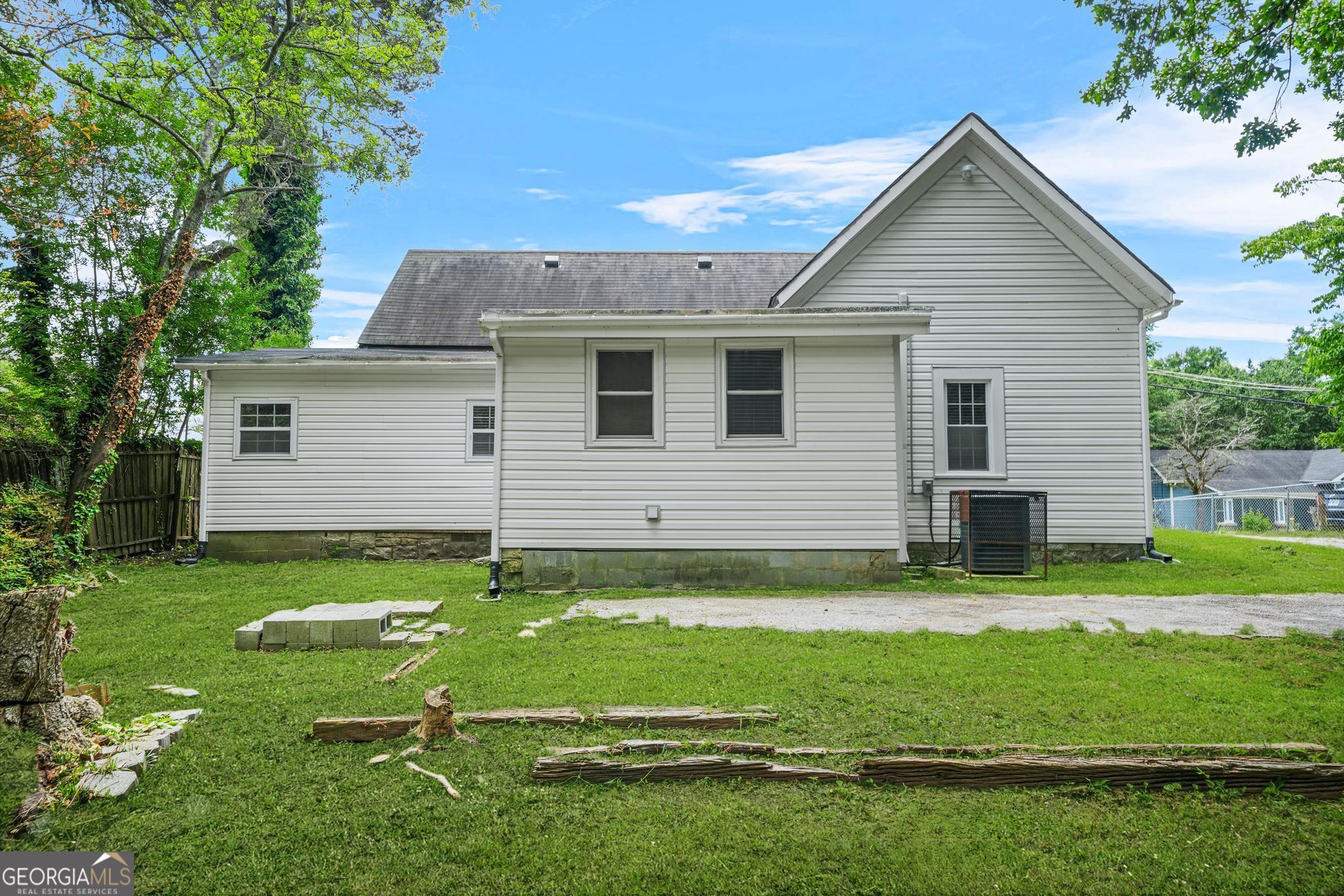 Lithonia, Georgia 30058, United States, 2 Bedrooms Bedrooms, ,1 BathroomBathrooms,Residential,Active,139378