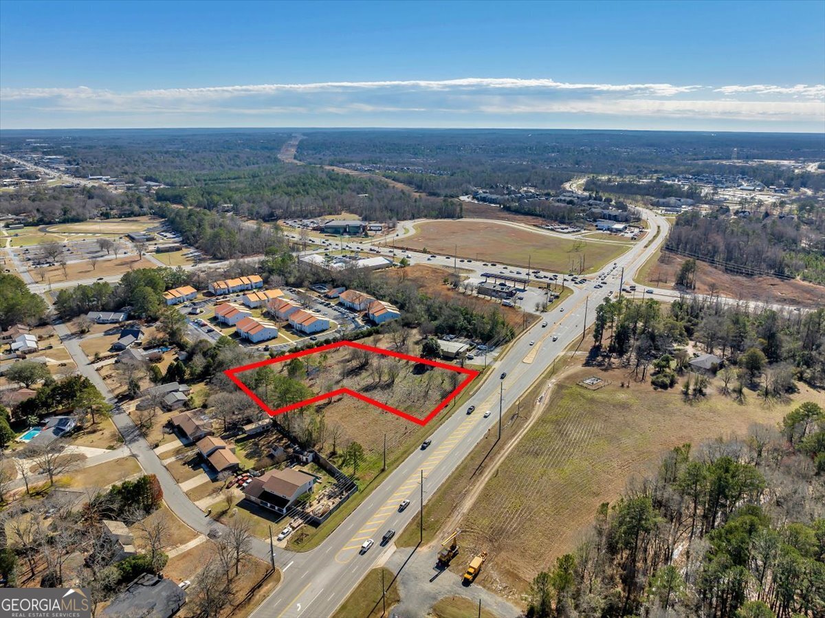710 S Houston Lake RD