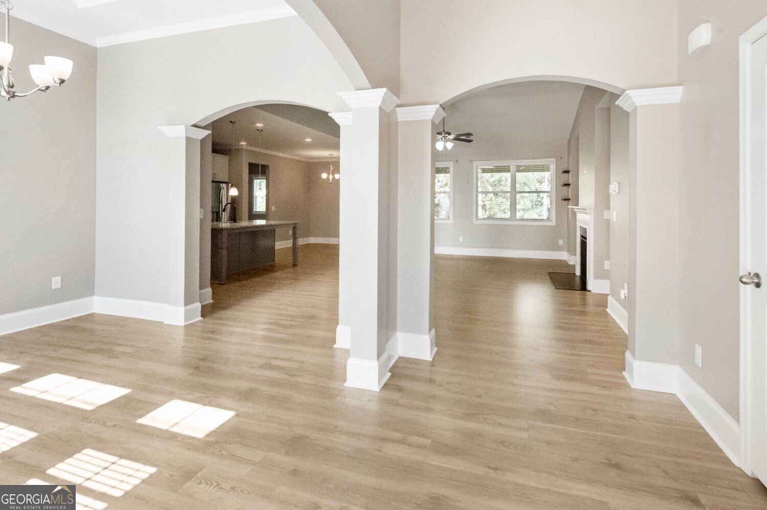 51 Montgomery LN