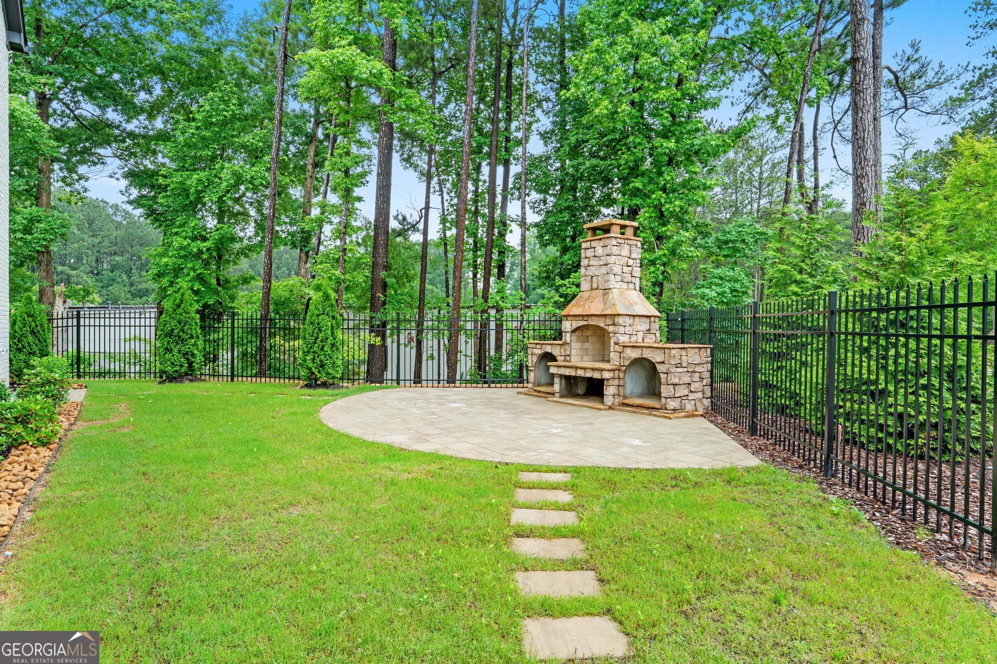 910 Laurel Brooke AVE