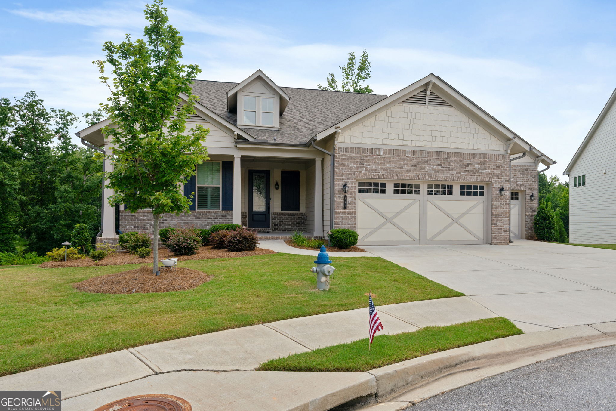 272 Silver CT