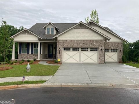 272 Silver CT Hoschton GA 30548