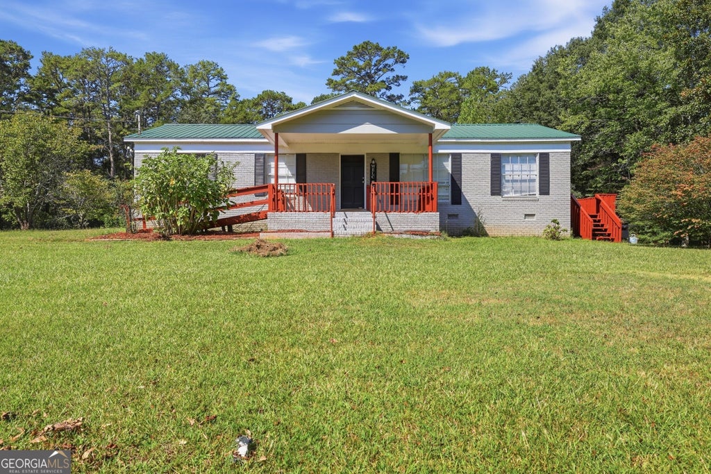 Photo of 814 Brookdale Road, Toccoa, GA 30577 (MLS # 10849367)