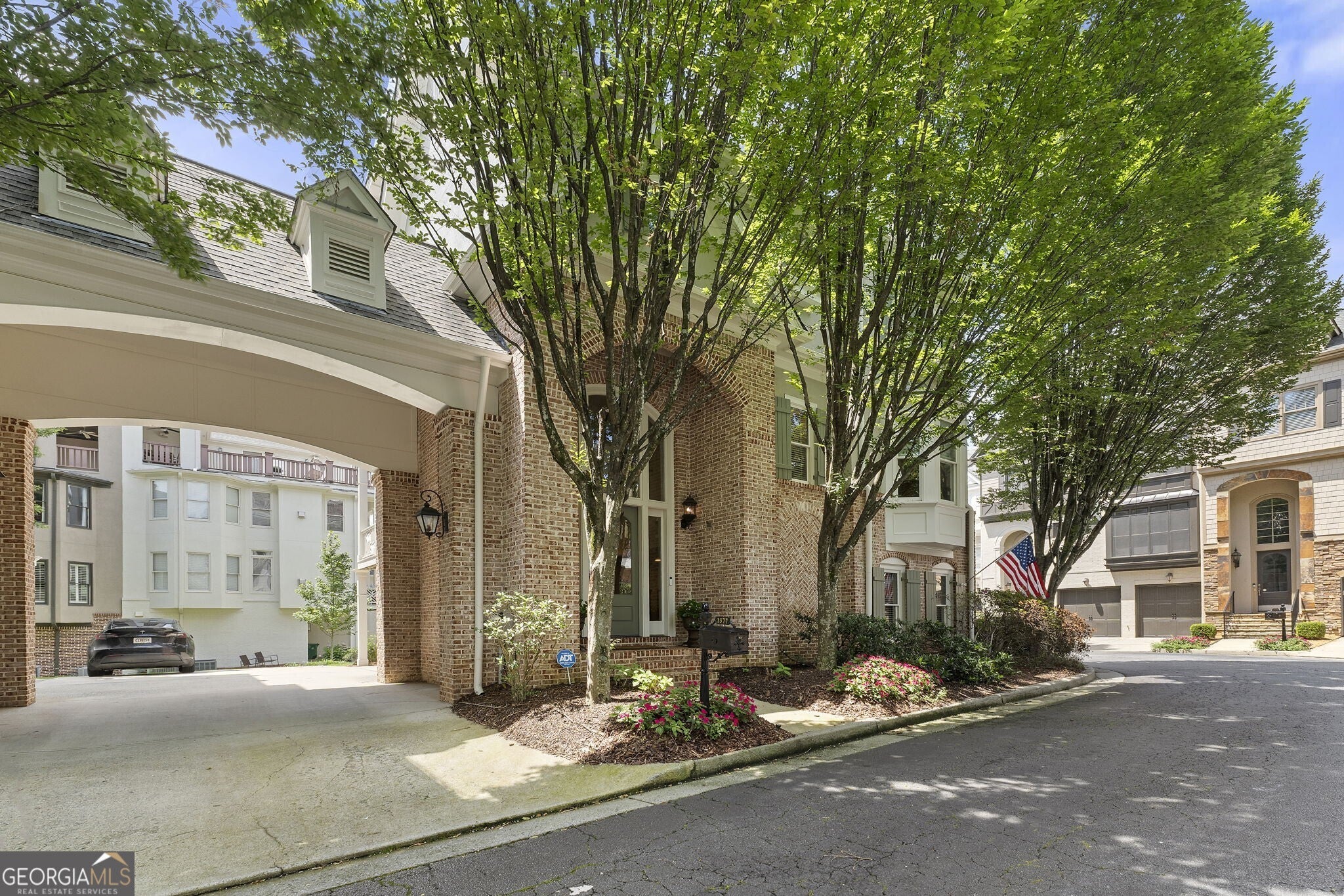 1377 Village Park DR NE