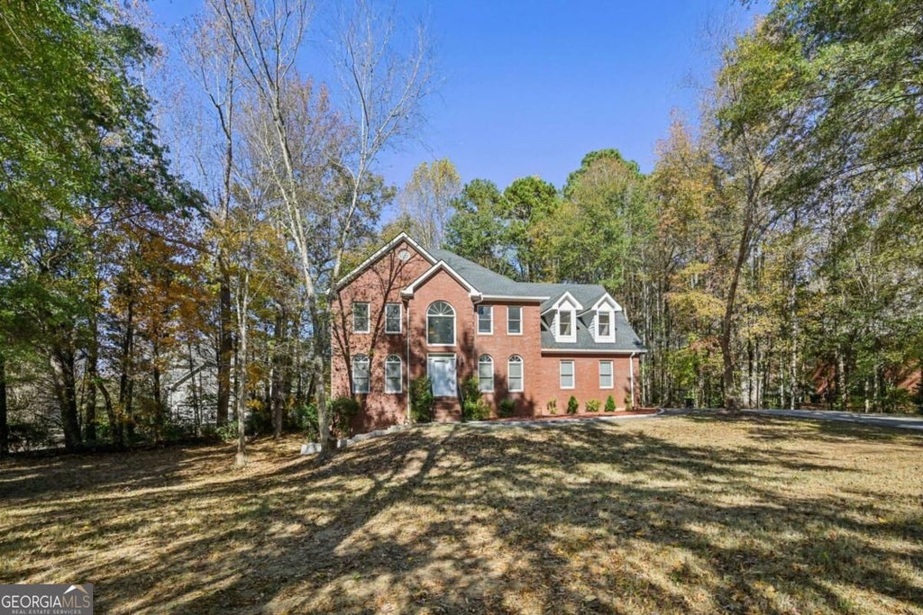 Photo of 100 Julia Court, Fayetteville, GA 30214 (MLS # 10837709)