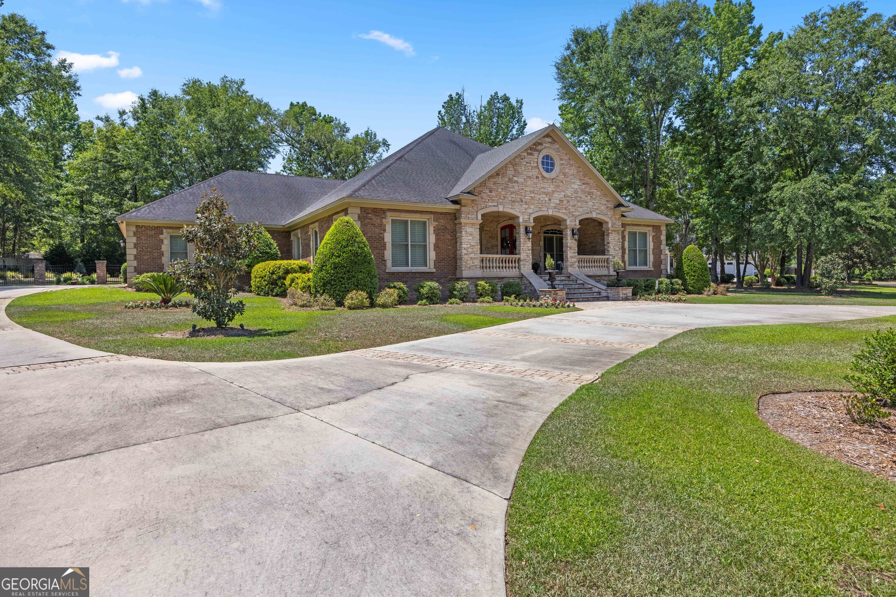 4223 Spring Branch CIR