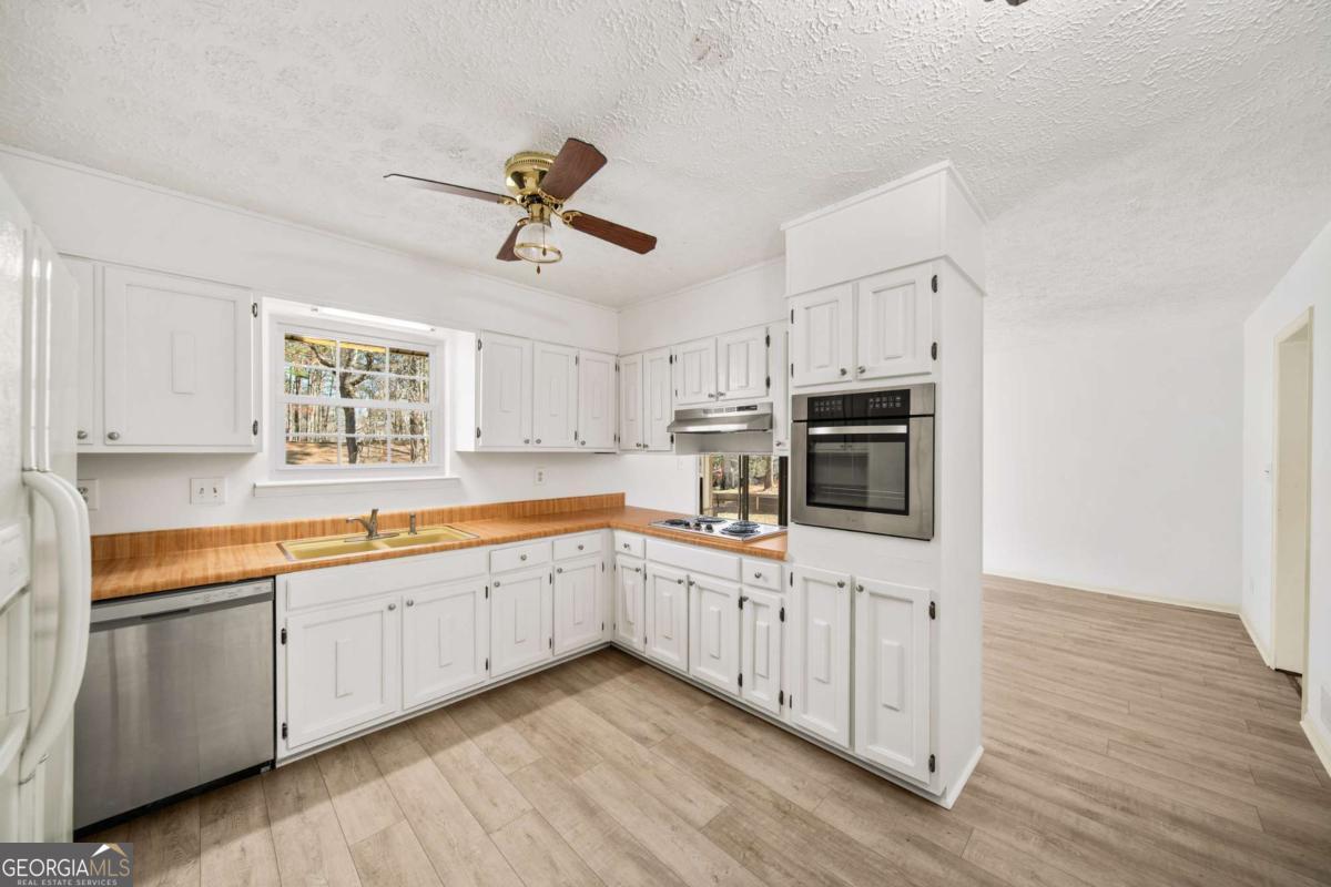 10 Buckthorne DR