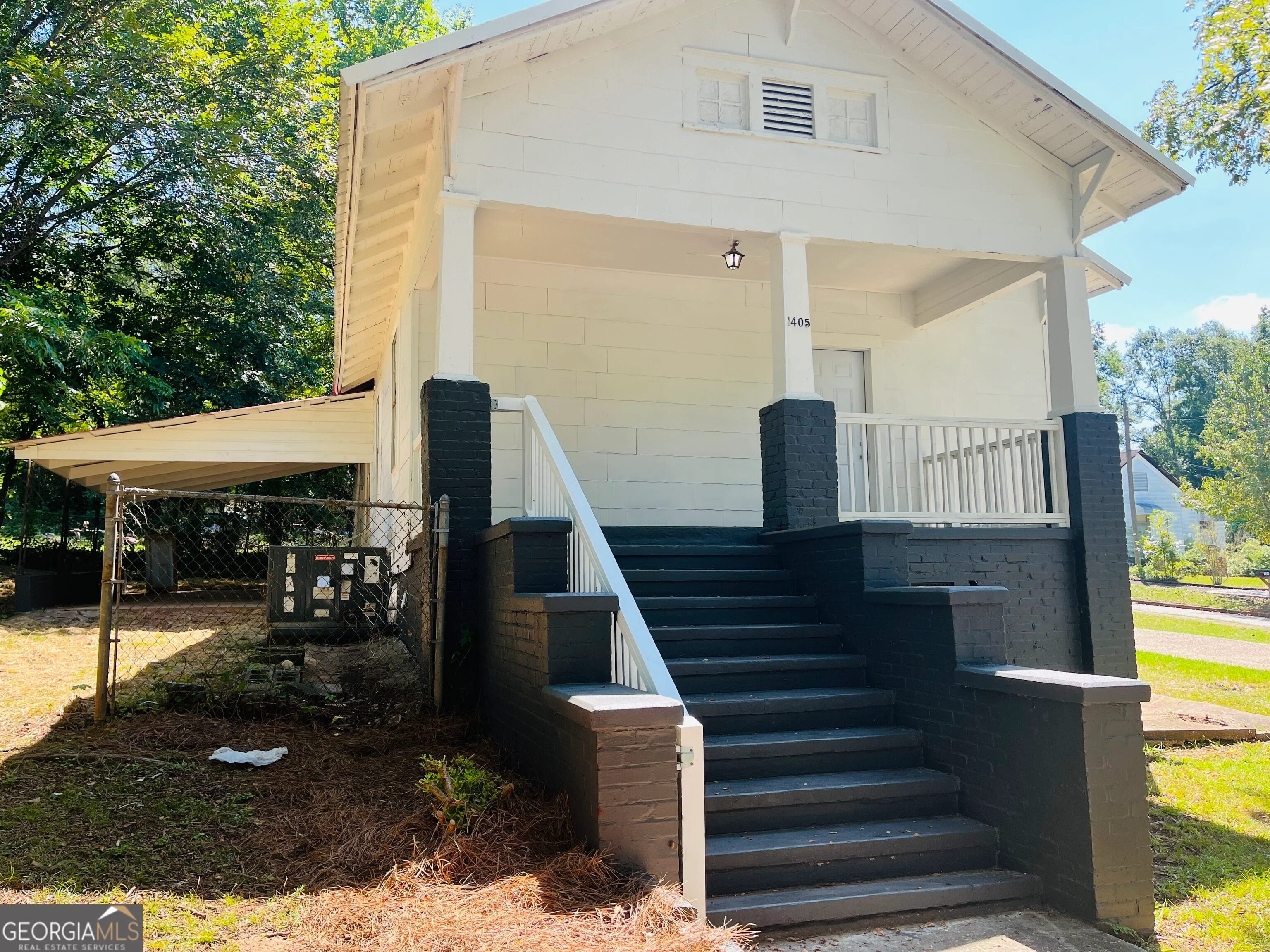 1405 Austin Street