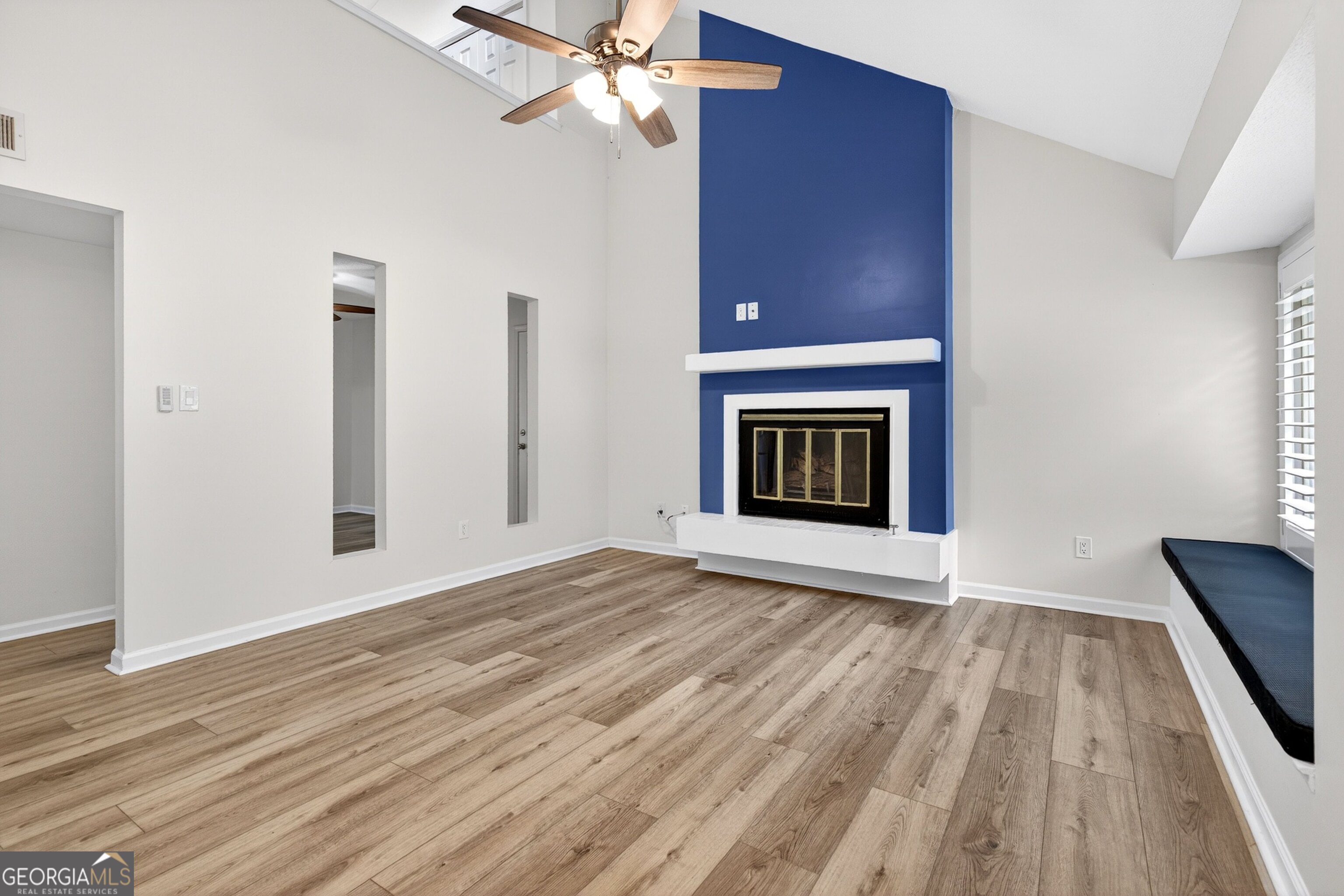 103 Cornflower CT