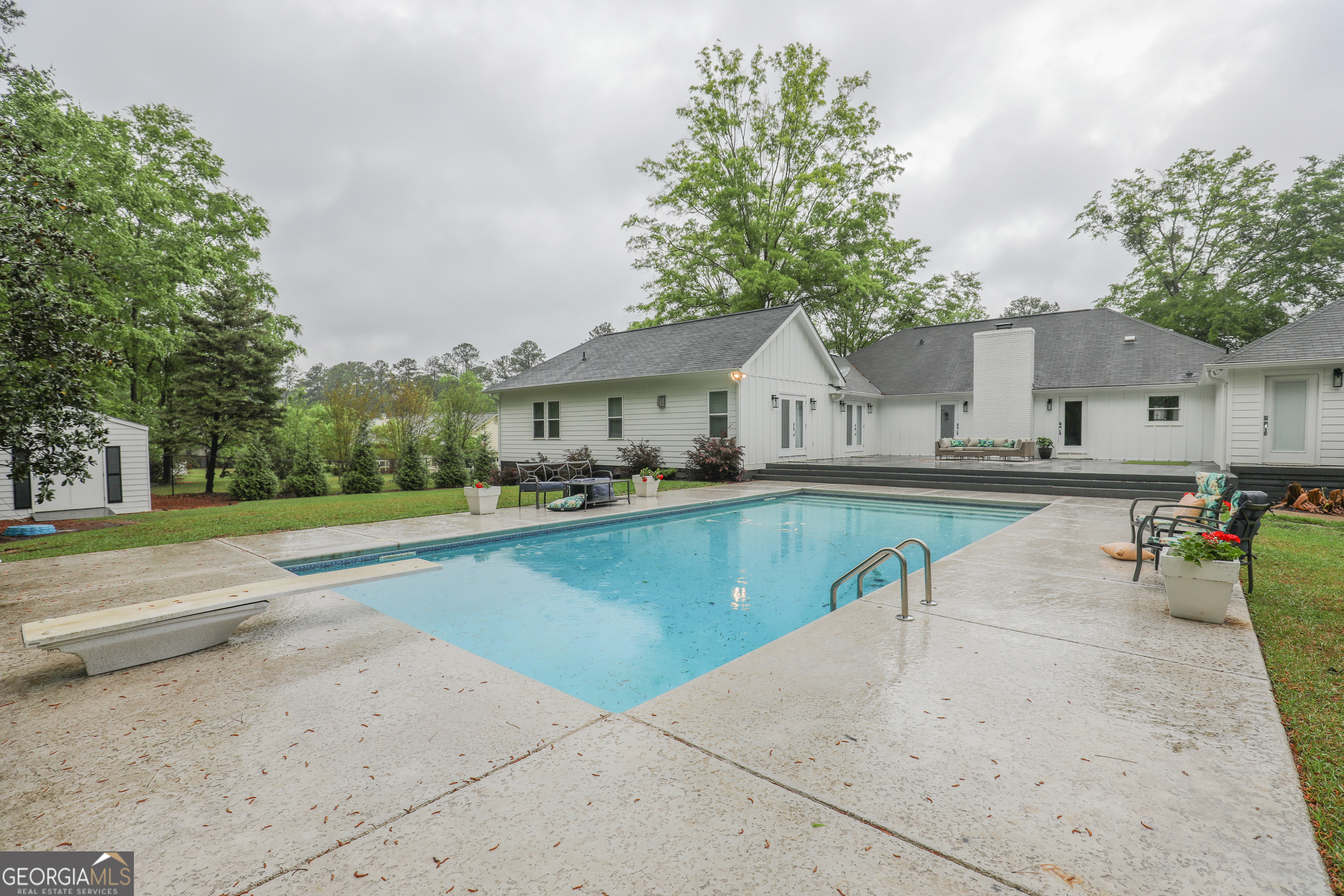 3653 Sussex DR