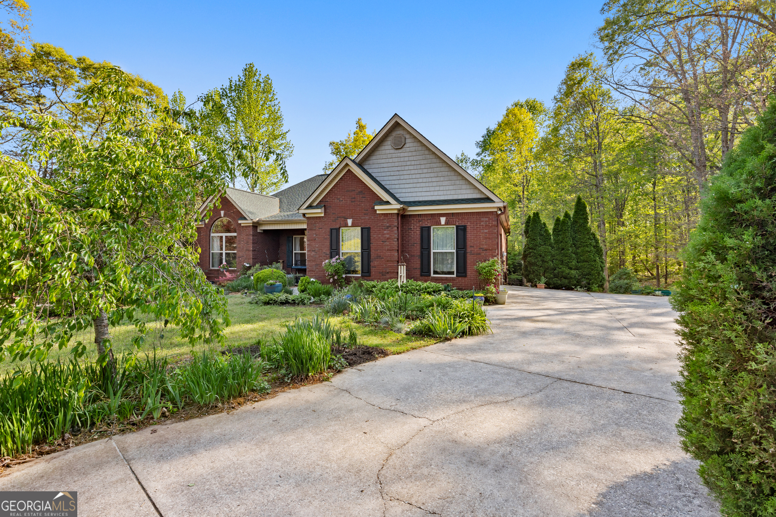 204 Linwood DR