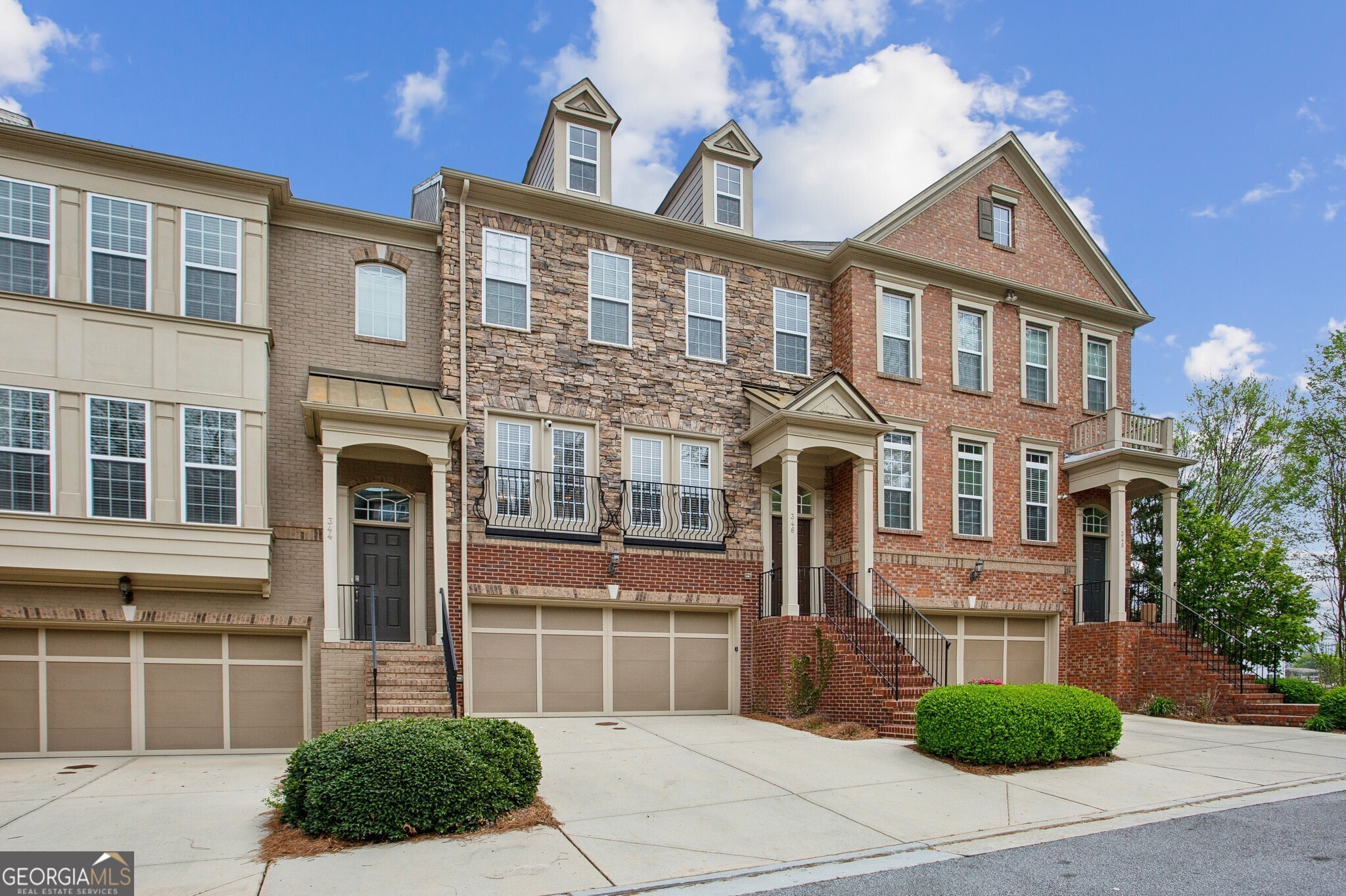 346 Ardmore CT