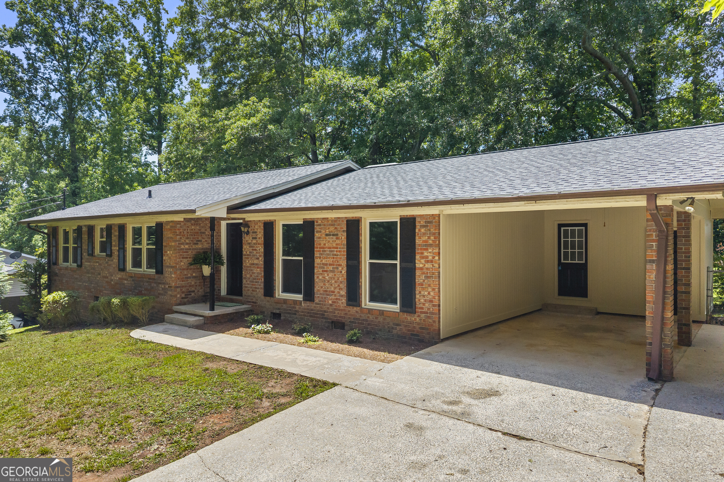 258 Pebble Creek DR