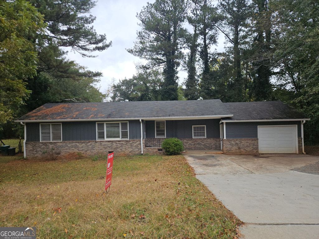 Photo of 2695 Sandtown Road SW, Marietta, GA 30060 (MLS # 10675767)