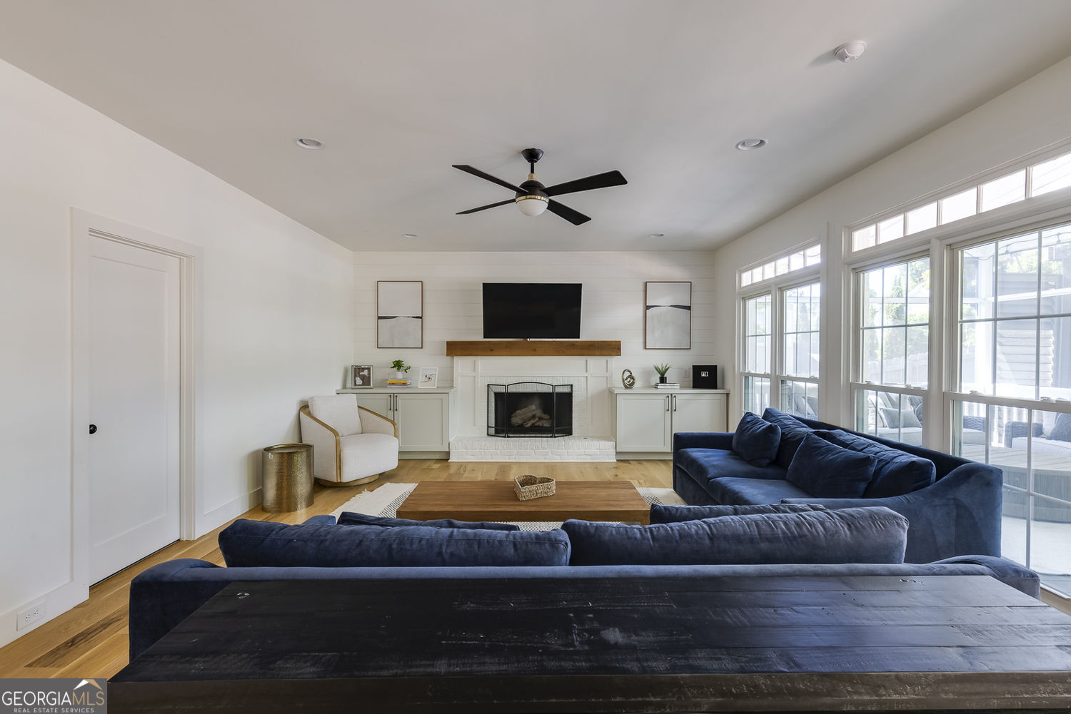 RIVERSOUND - Residential