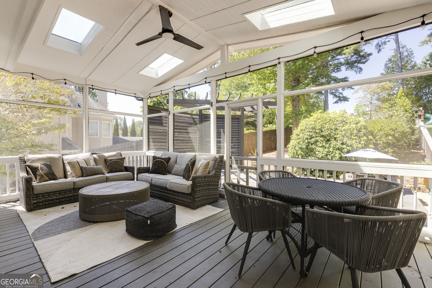 RIVERSOUND - Residential