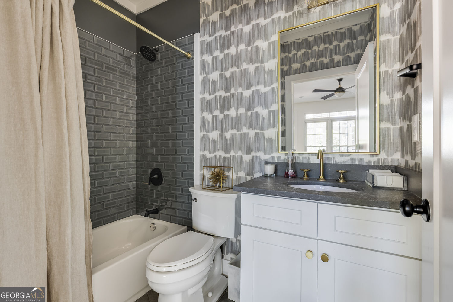 RIVERSOUND - Residential