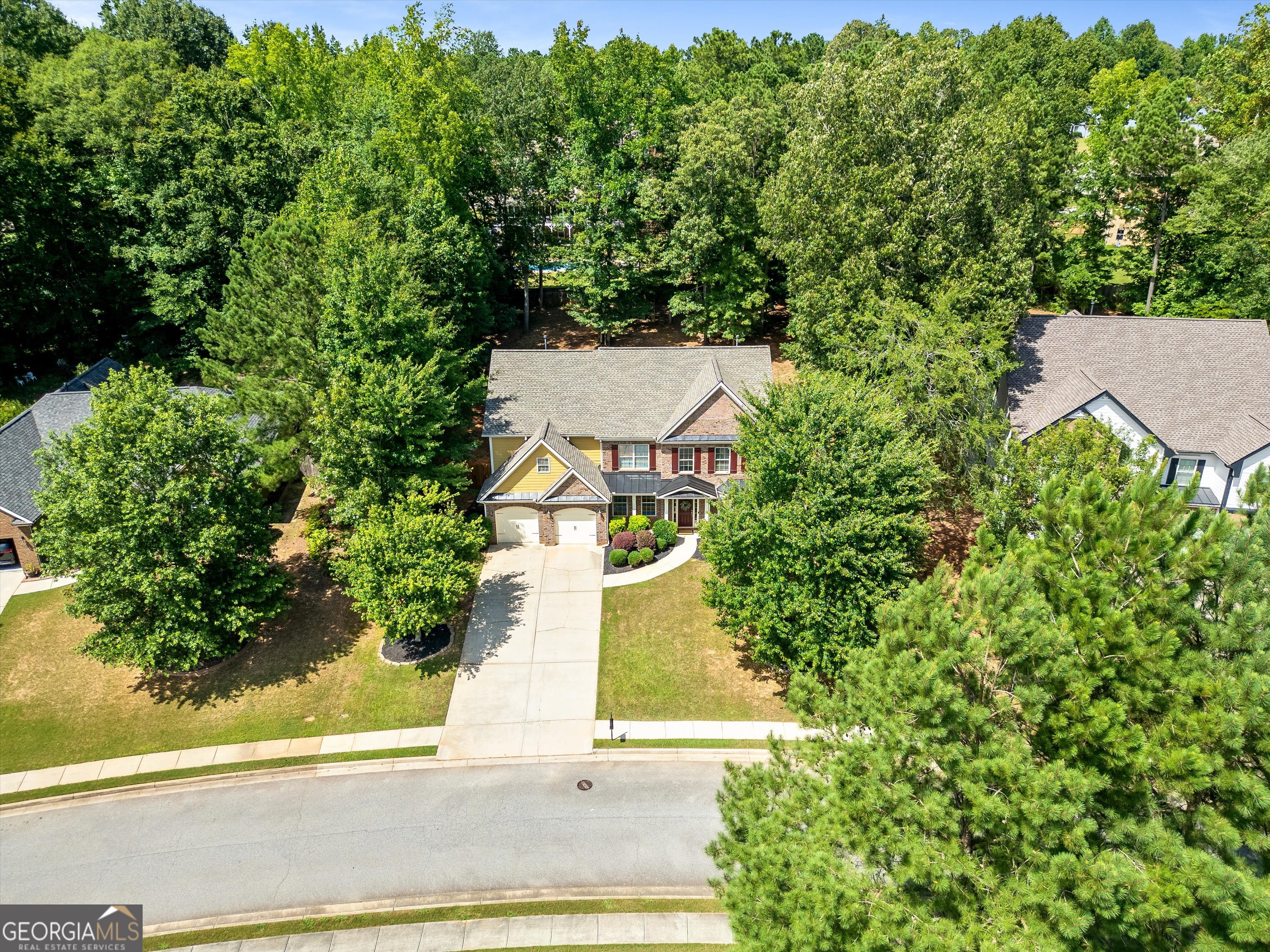 165 Tudor WAY