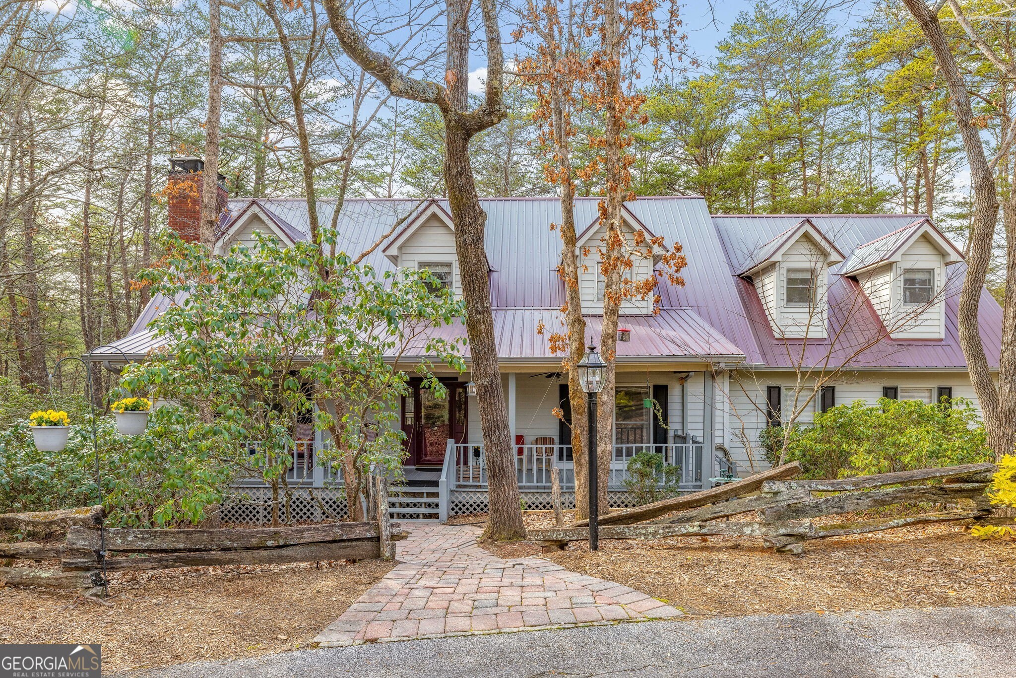 120 Hawks Nest