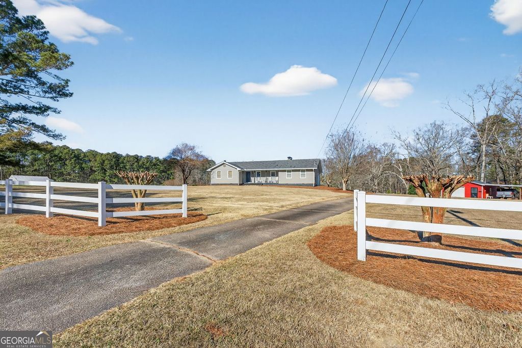 Photo of 2433 McGarity Road, McDonough, GA 30252 (MLS # 10673050)