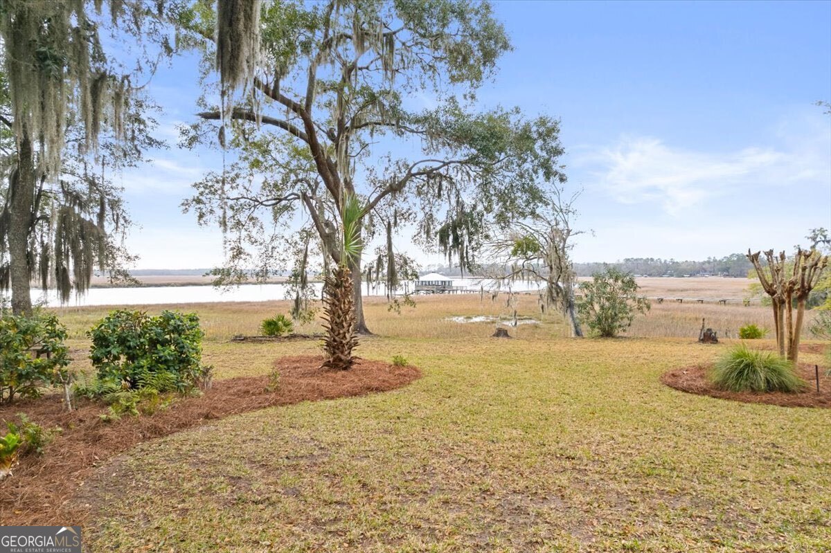 1045 River Club RD NE