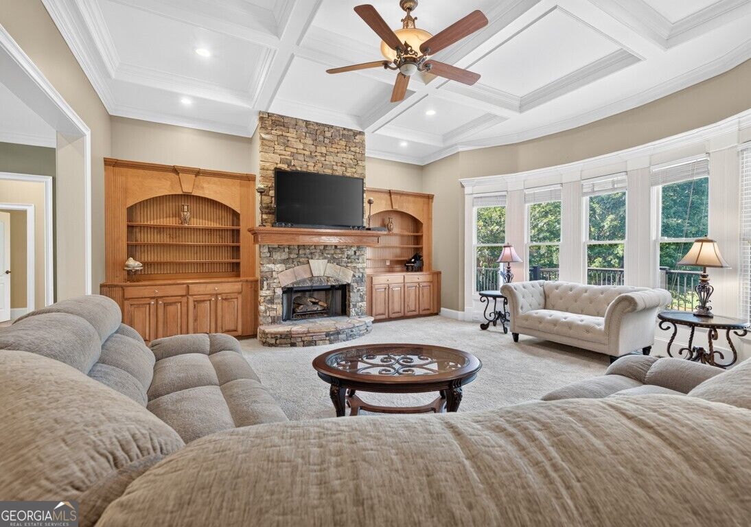 882 Pathview CT