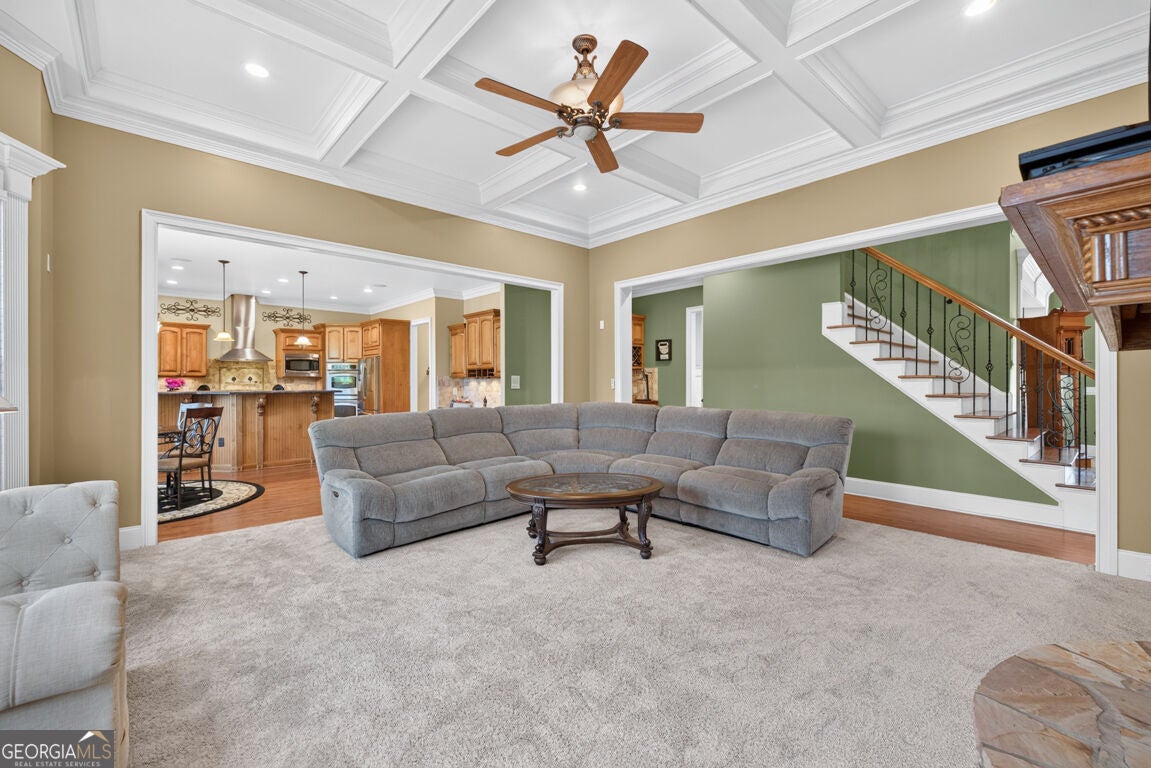 882 Pathview CT