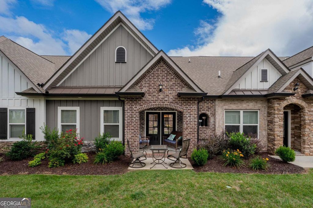 Photo of 154 Founding Way #B, Lookout Mountain, GA 30750 (MLS # 10692344)