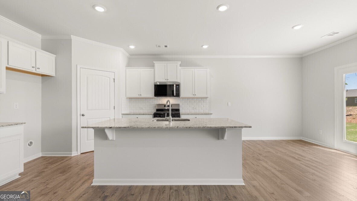 379 Belmont DR