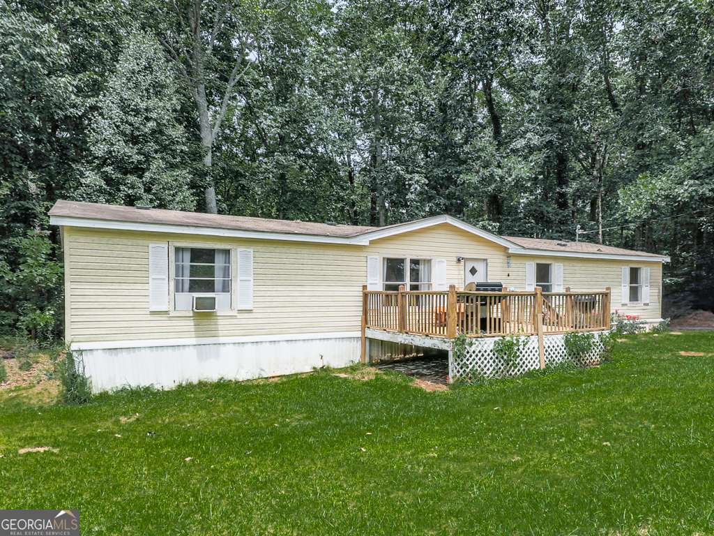 Beautiful 5-Bedroom, 2-Bath Home on Permanent Foundation in Jasper, GA! Welcome to this spacious and affordable 5-bedroom, 2-bathroom mobile home nestled on a permanent foundation in the scenic foothills of Jasper, GA! Situated on a generous 0.69-acre lot, this well-maintained property offers 1,560 square feet of comfortable living space, making it a perfect fit for families, first-time buyers, or investors. Step inside to discover a bright and inviting open-concept layout designed for easy living and effortless entertaining. The thoughtful split-bedroom floor plan ensures privacy for the spacious primary suite, complete with a private en-suite bath, while FOUR additional bedrooms and a second full bath provide ample room for family, guests, or a home office. Additional features include a storm shelter on the property-adding peace of mind and a valuable safety feature-and a large yard with endless possibilities for gardening, play, or future expansion. Enjoy the serenity of country living with the convenience of being just minutes from downtown Jasper's shops, dining, and schools. Plus, with quick access to Interstate 515, you're just a short drive from the North Georgia mountains or a commute into metro Atlanta. Whether you're looking for a move-in ready home with room to grow or a solid investment in a thriving area, this property delivers comfort, space, and value in one of North Georgia's most desirable communities. With just a few personal touches, this home can truly shine!