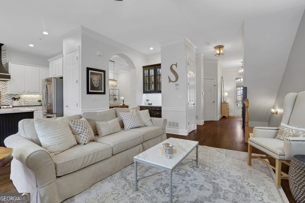 Photo of 2555 Milford Lane, Alpharetta, GA 30009 (MLS # 10790147)