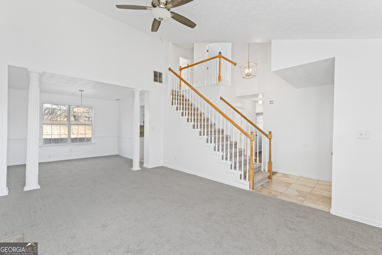 5728 Rock Shoals WAY