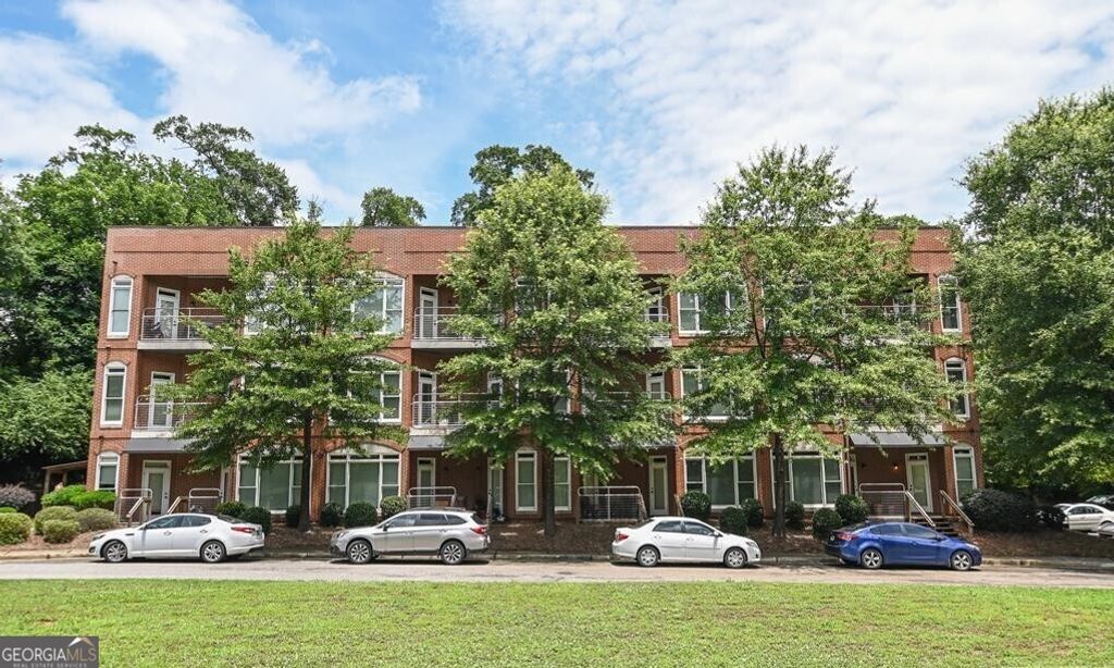 Photo of 250 Martha Drive #203, Athens, GA 30606 (MLS # 10695313)