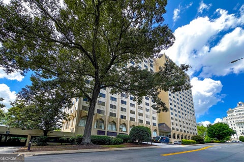 Photo for 2479 Peachtree RD NE APT 317