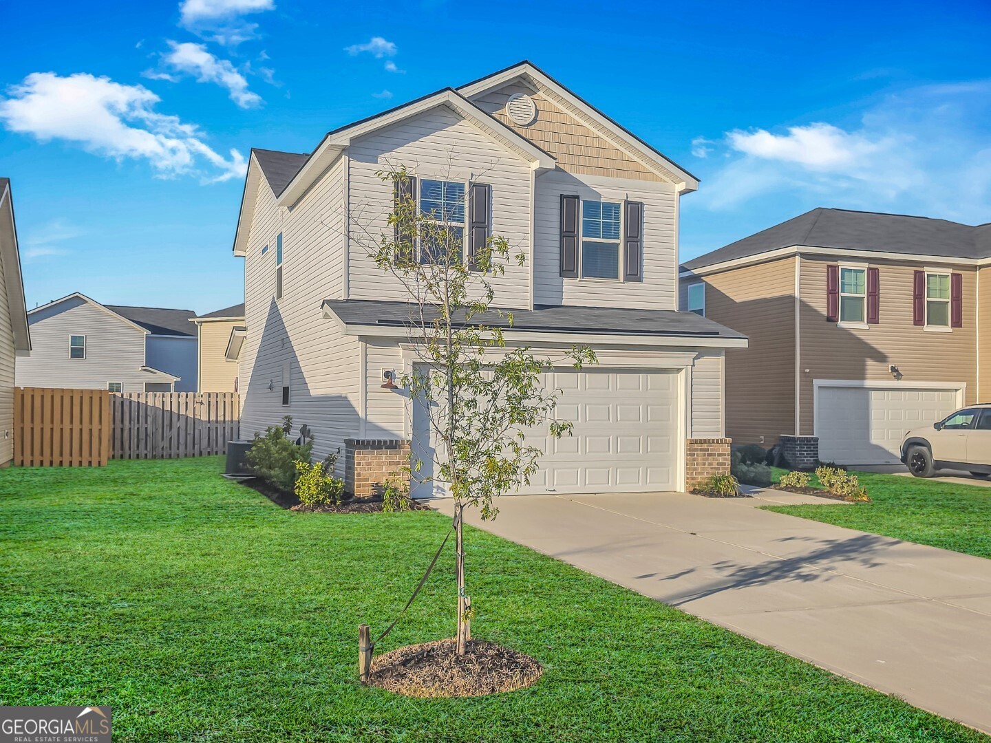 3 Newberry DR