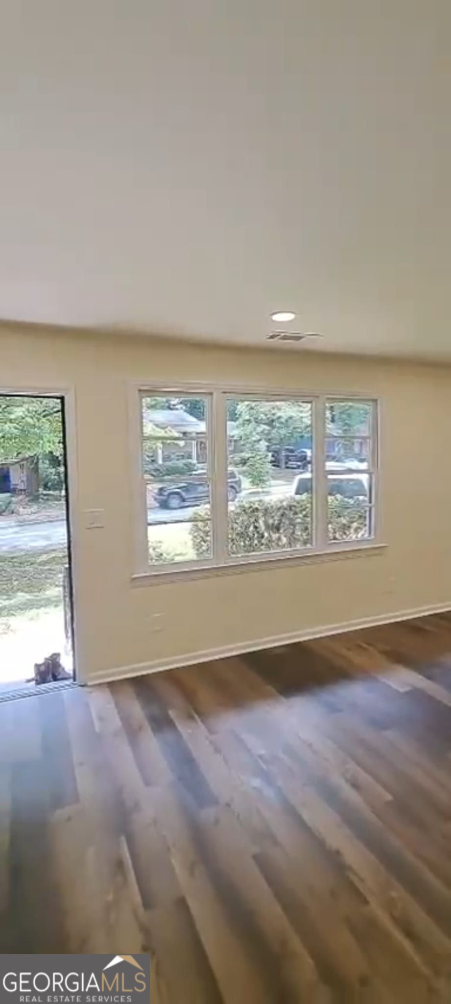 188 OAK DR