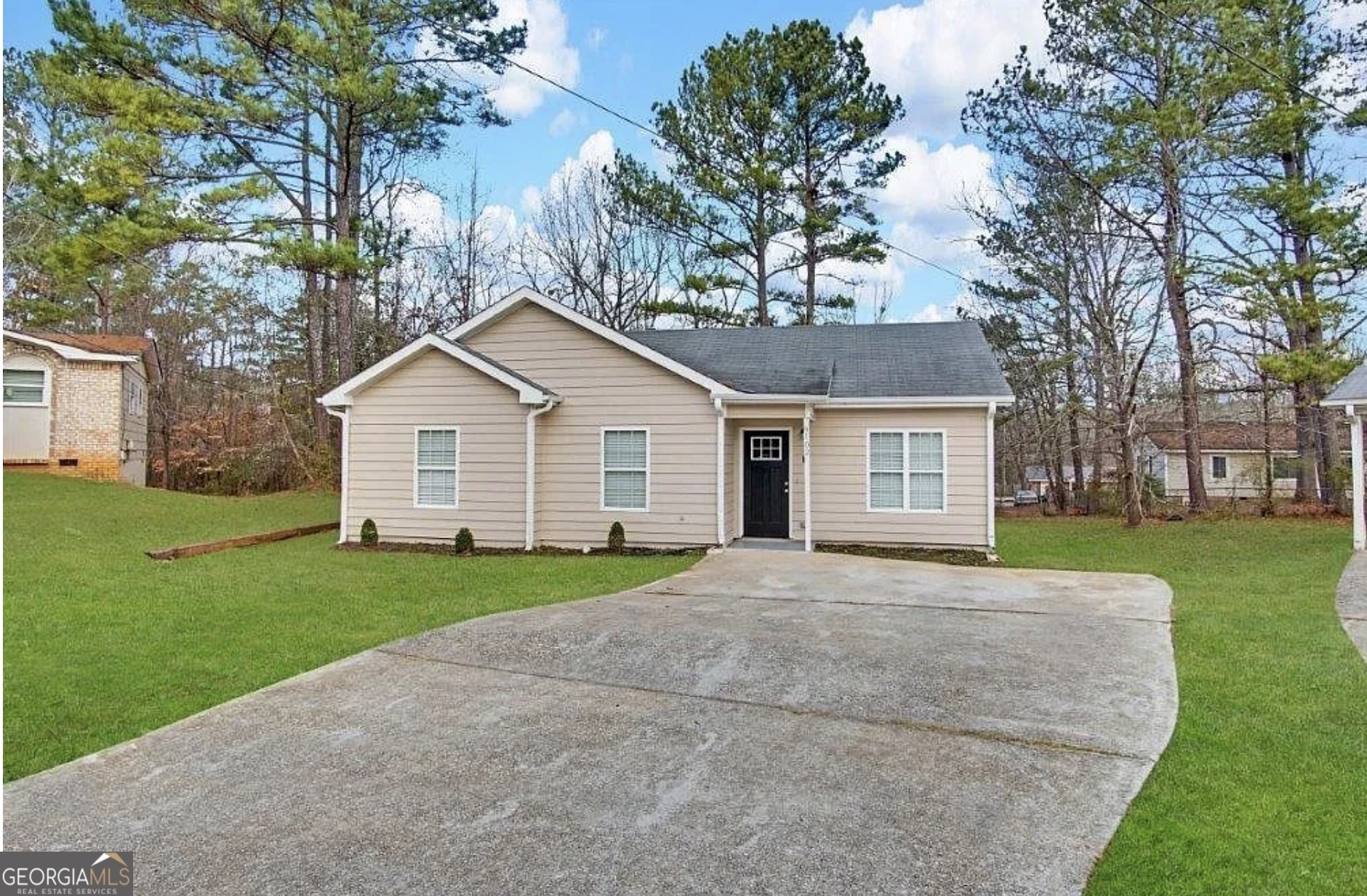 A beautifully renovated 3-bedroom, 2-bathroom ranch home. This home features stylish updates including stainless steel kitchen appliances, granite countertops, and updated flooring throughout. Situated on a large level lot. Conveniently located near shopping, dining, and more! Do not miss this great opportunity!