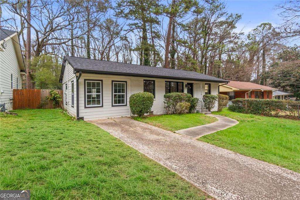 Photo of 188 Oak Drive SE, Atlanta, GA 30354 (MLS # 10766211)