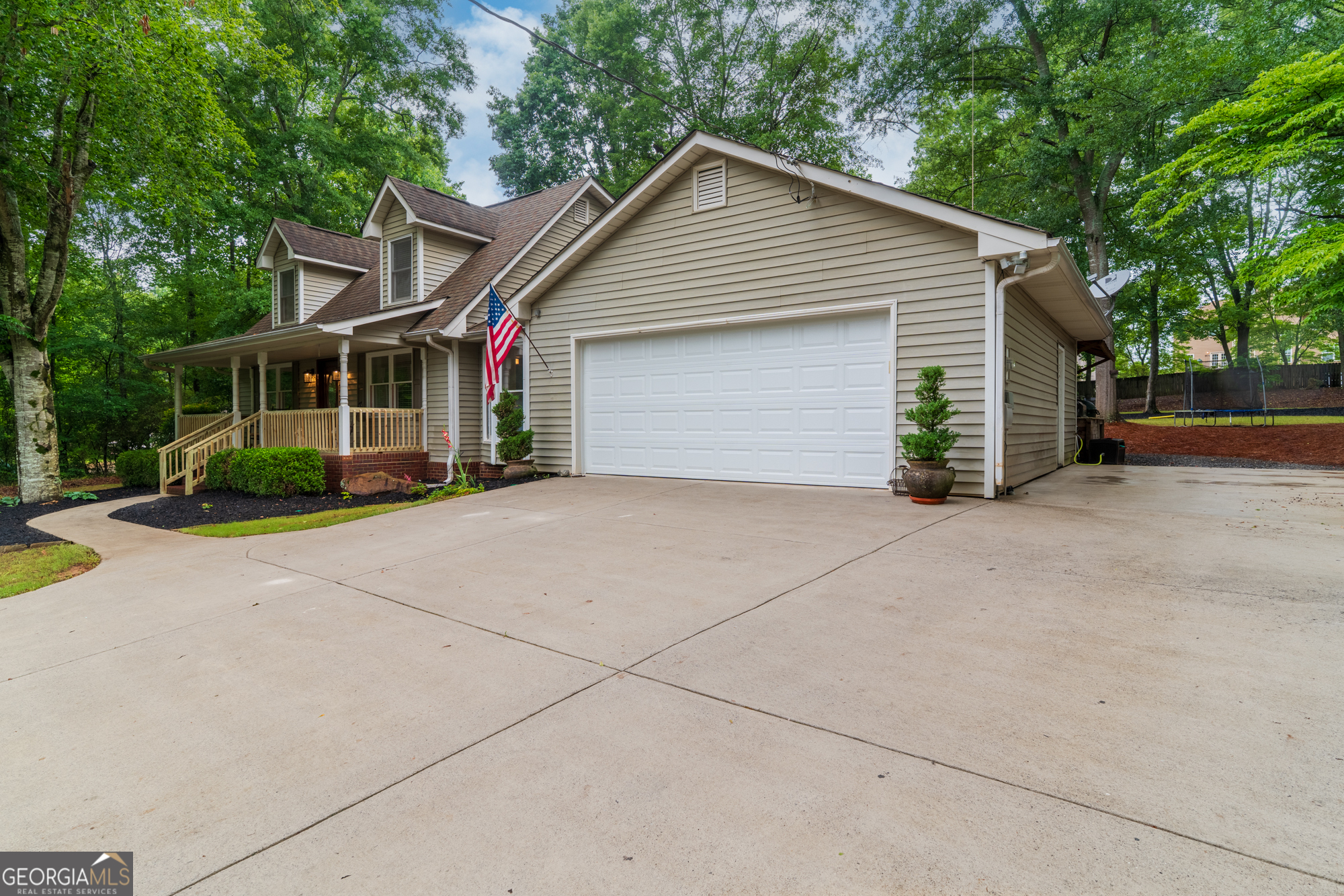 4080 Derby DR