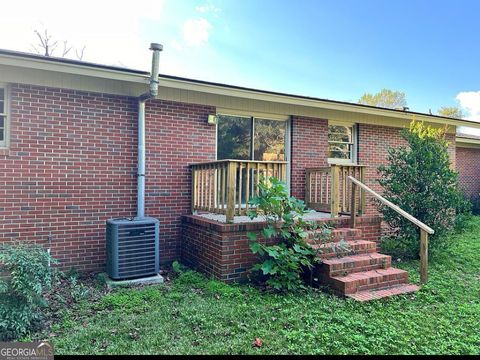 A home in Eastman