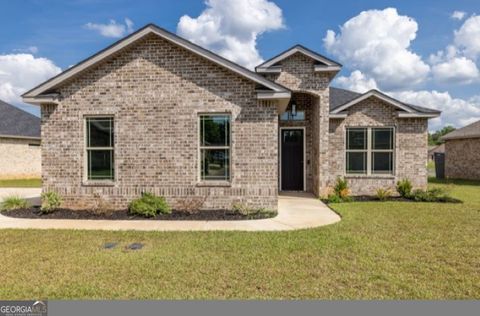 Photo of 112 Gwendolyn Avenue, Perry, GA 31069 (MLS # 10581497)