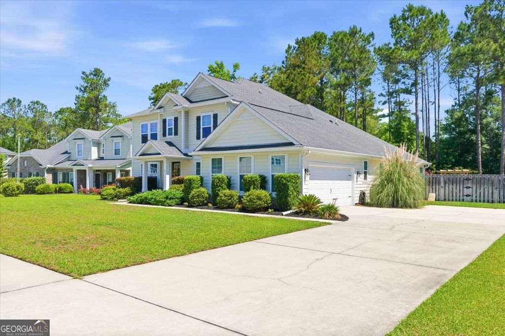 Photo of 67 Timberland Circle, Richmond Hill, GA 31324 (MLS # 10766303)