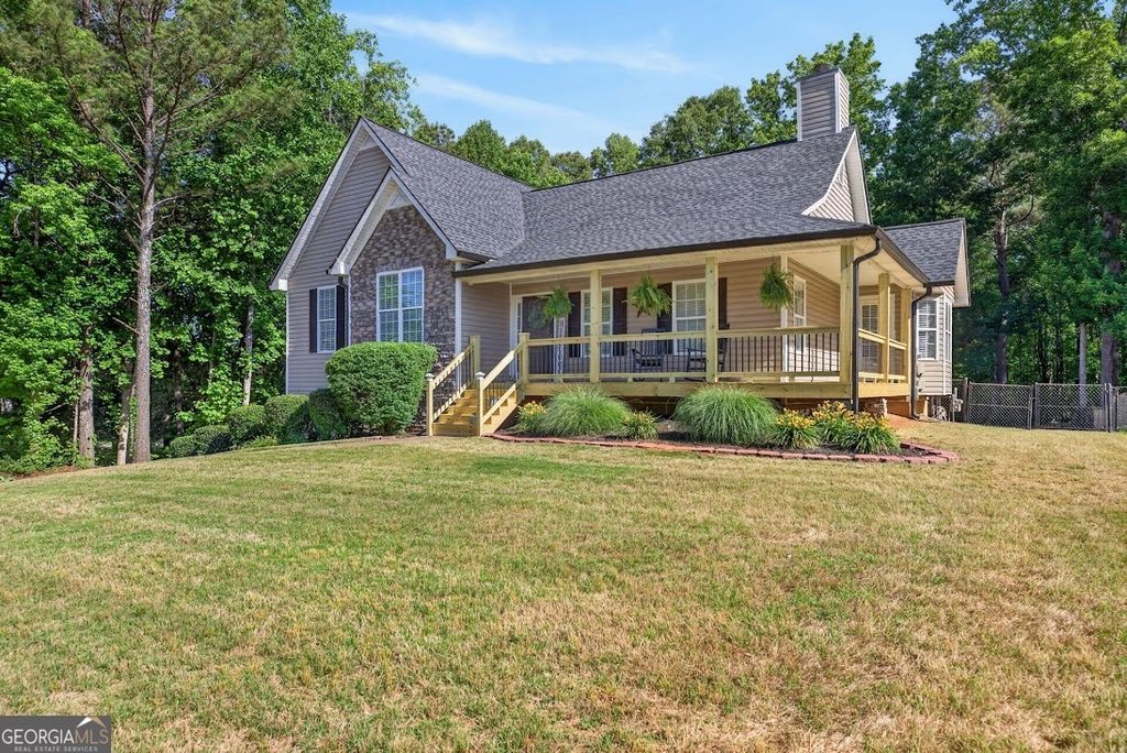 Photo of 317 Barrington Drive, Hiram, GA 30141 (MLS # 10758472)