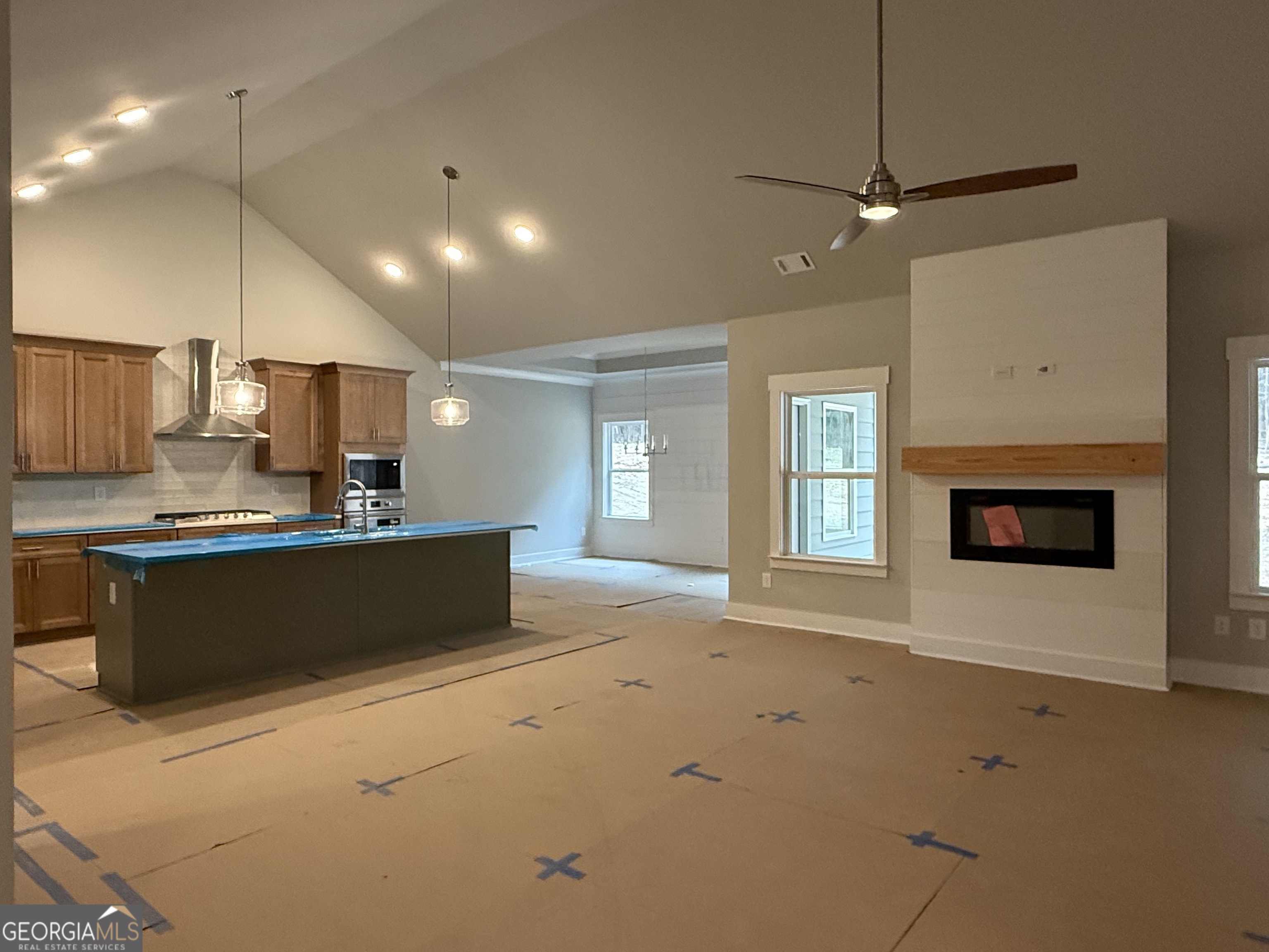 404 Tanners Bridge RD