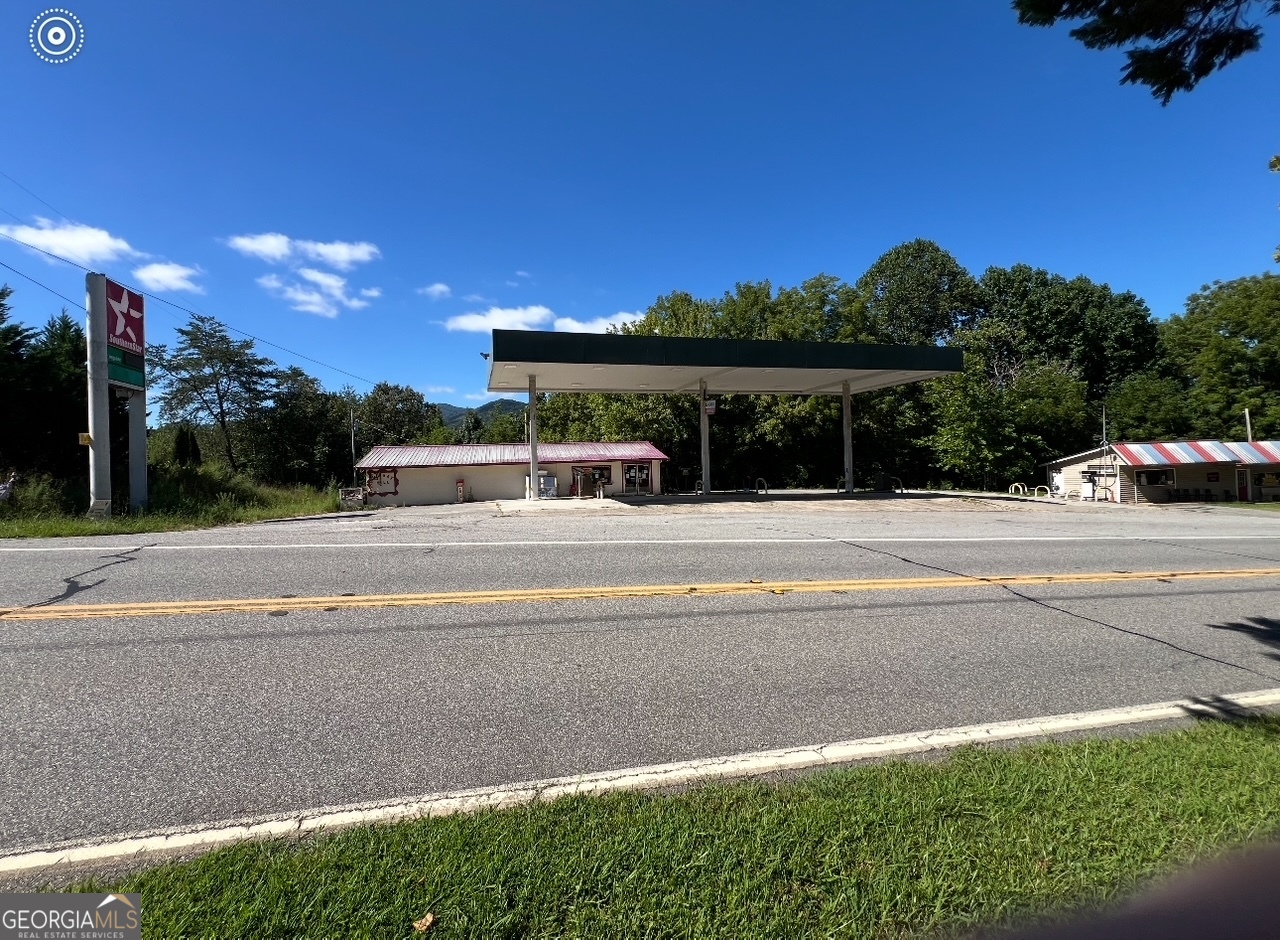 2605 HWY 66
