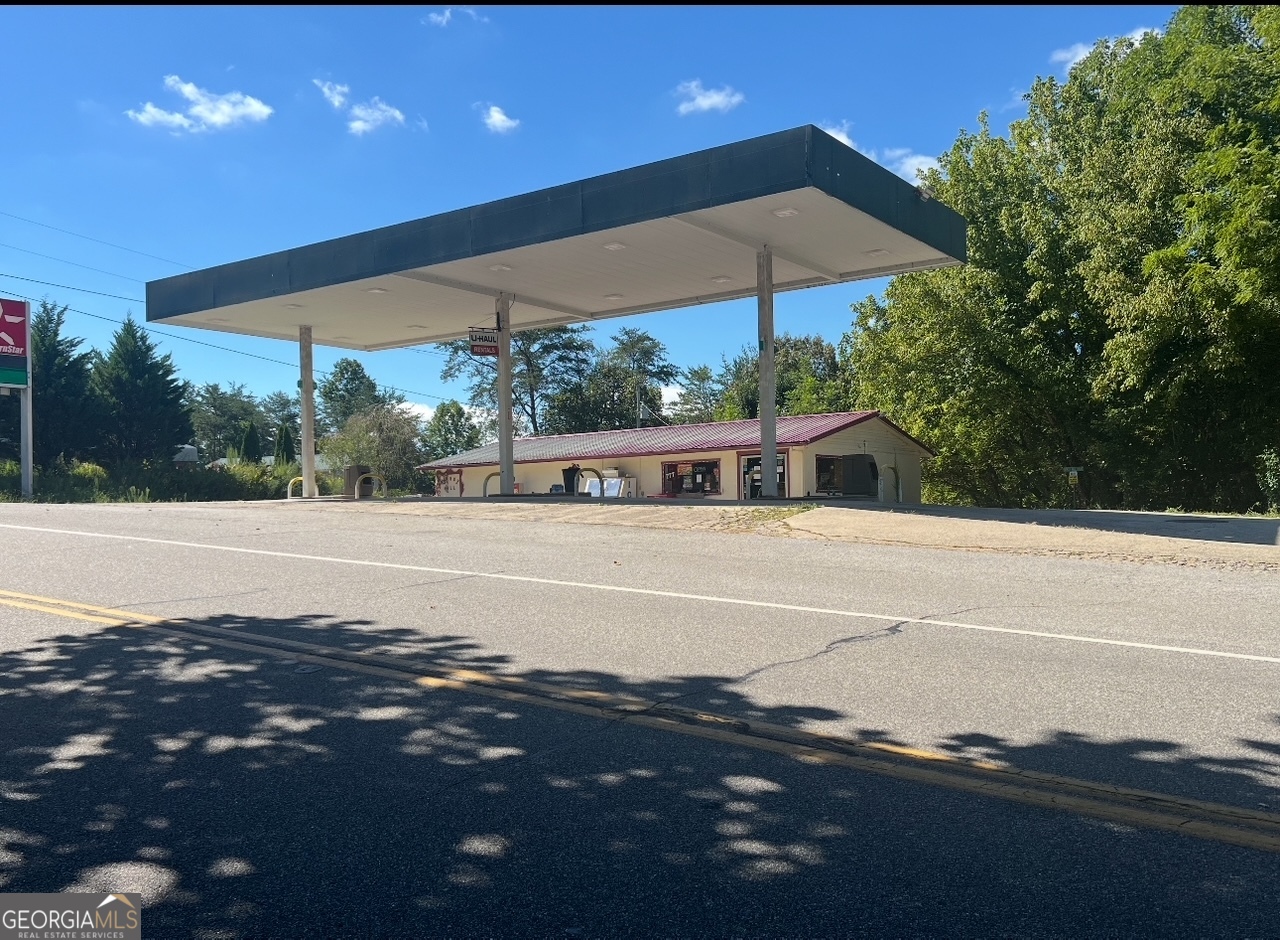 2605 HWY 66